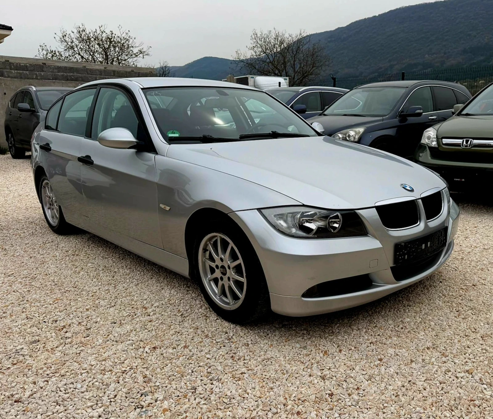 BMW 320