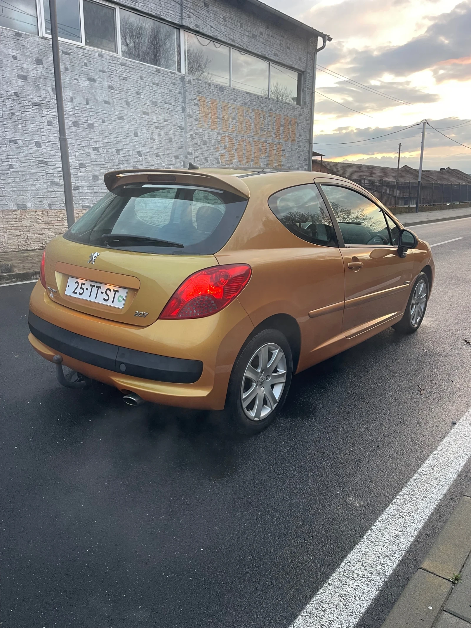Peugeot 207, снимка 4 - Автомобили и джипове - 54424973