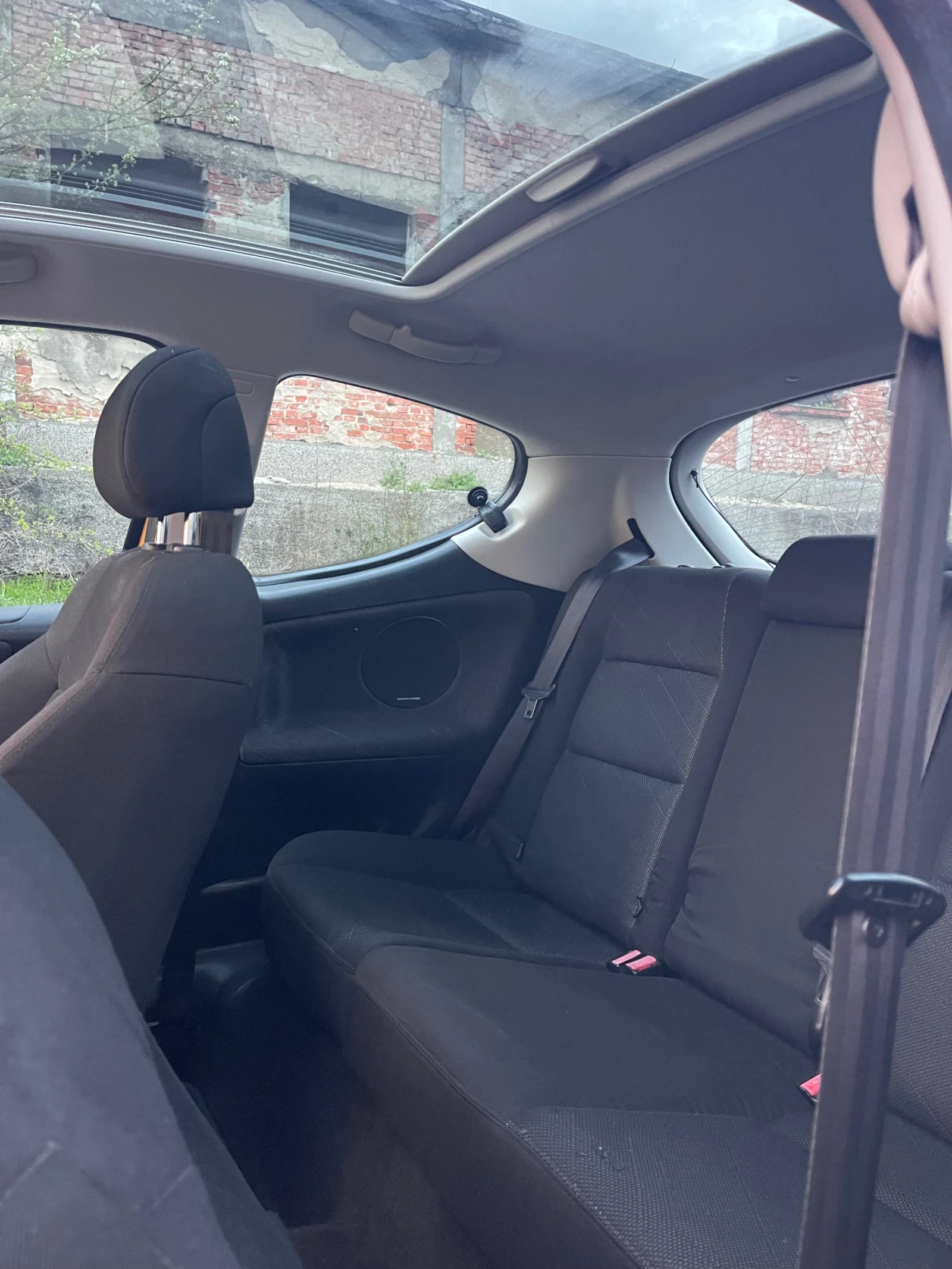Peugeot 207, снимка 8 - Автомобили и джипове - 54424973