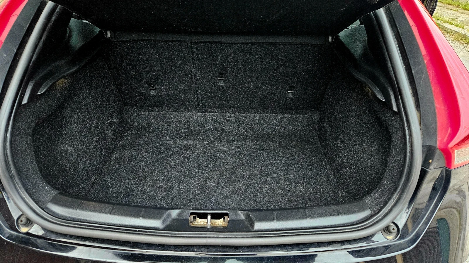 Volvo V40 Cross Country 1.5, снимка 15 - Автомобили и джипове - 54493941