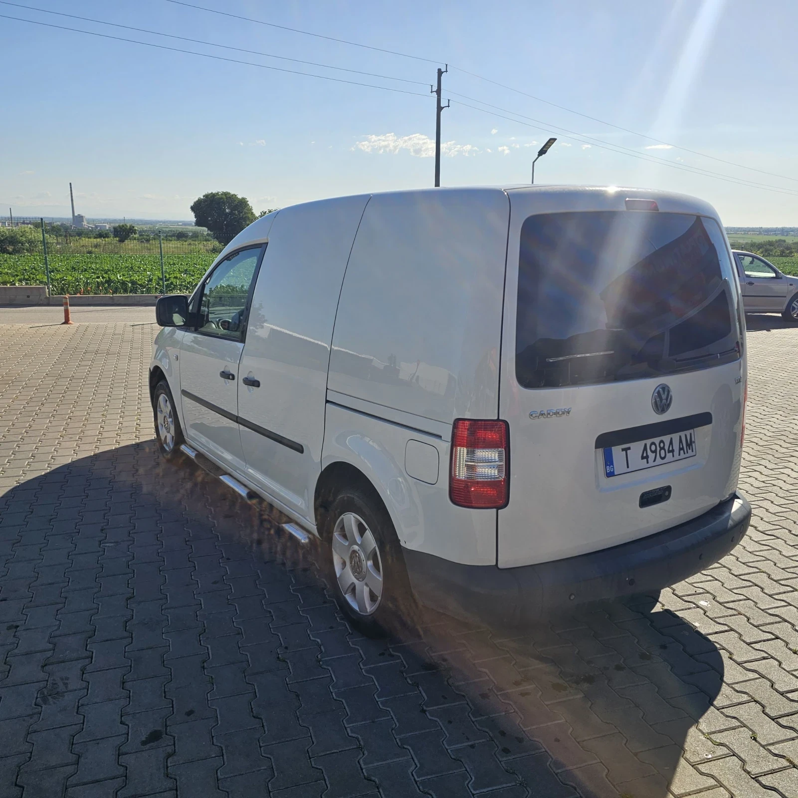 VW Caddy 1.6tdi. 105к.с., снимка 5 - Автомобили и джипове - 54721102