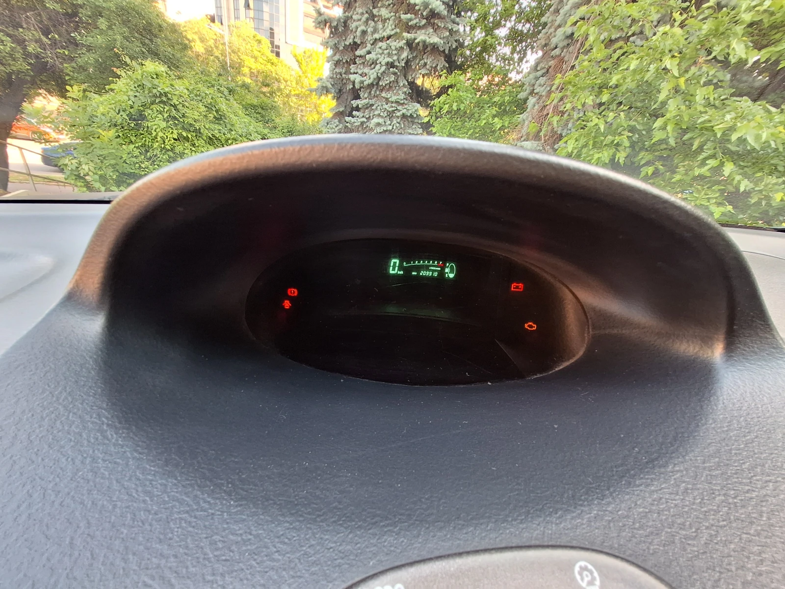 Toyota Yaris verso, снимка 10 - Автомобили и джипове - 54808938