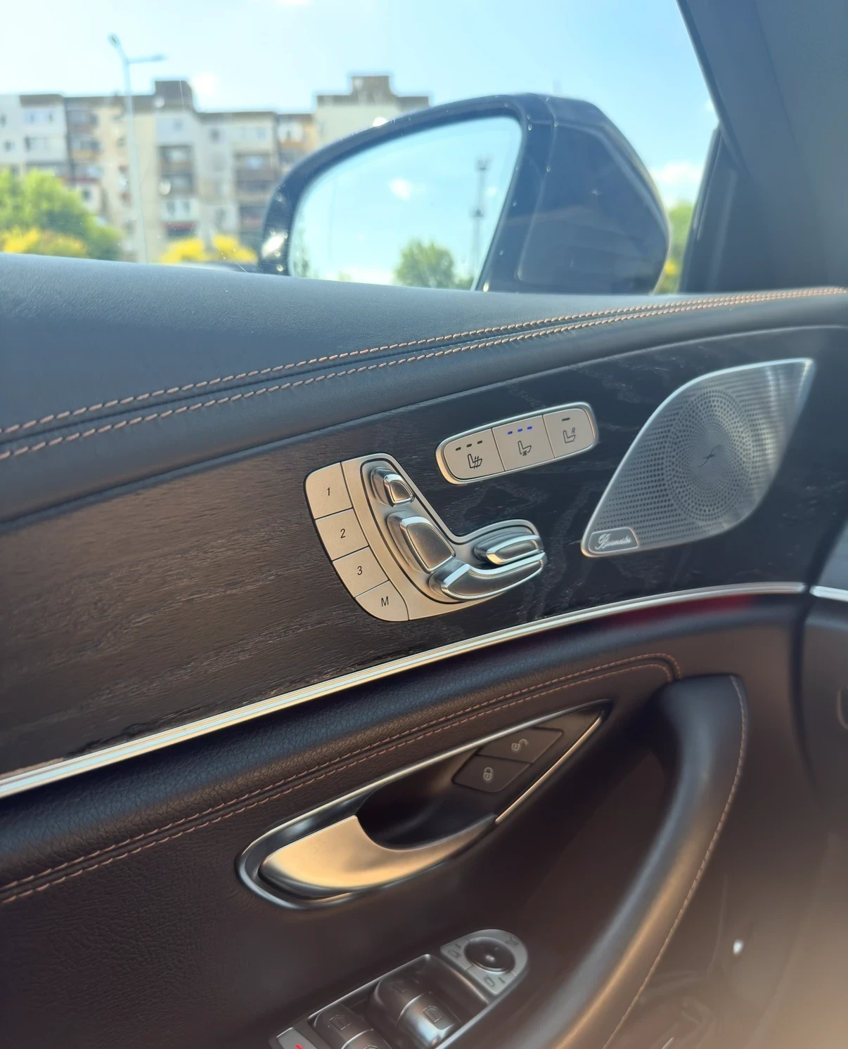 Mercedes-Benz CLS 400 EDITION 1, снимка 11 - Автомобили и джипове - 55049987