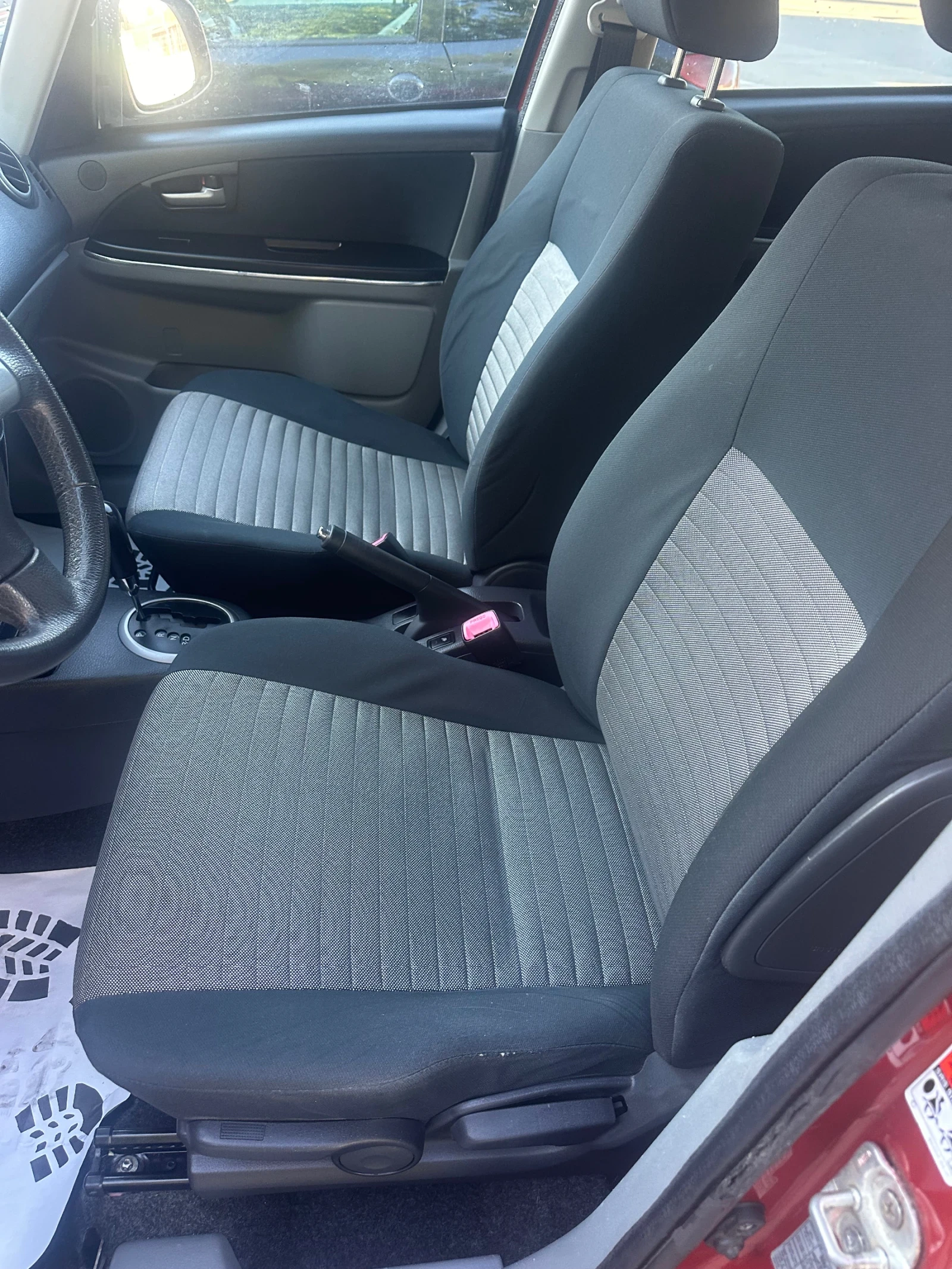 Suzuki SX4 1.6 I Автоматик, снимка 15 - Автомобили и джипове - 55157467
