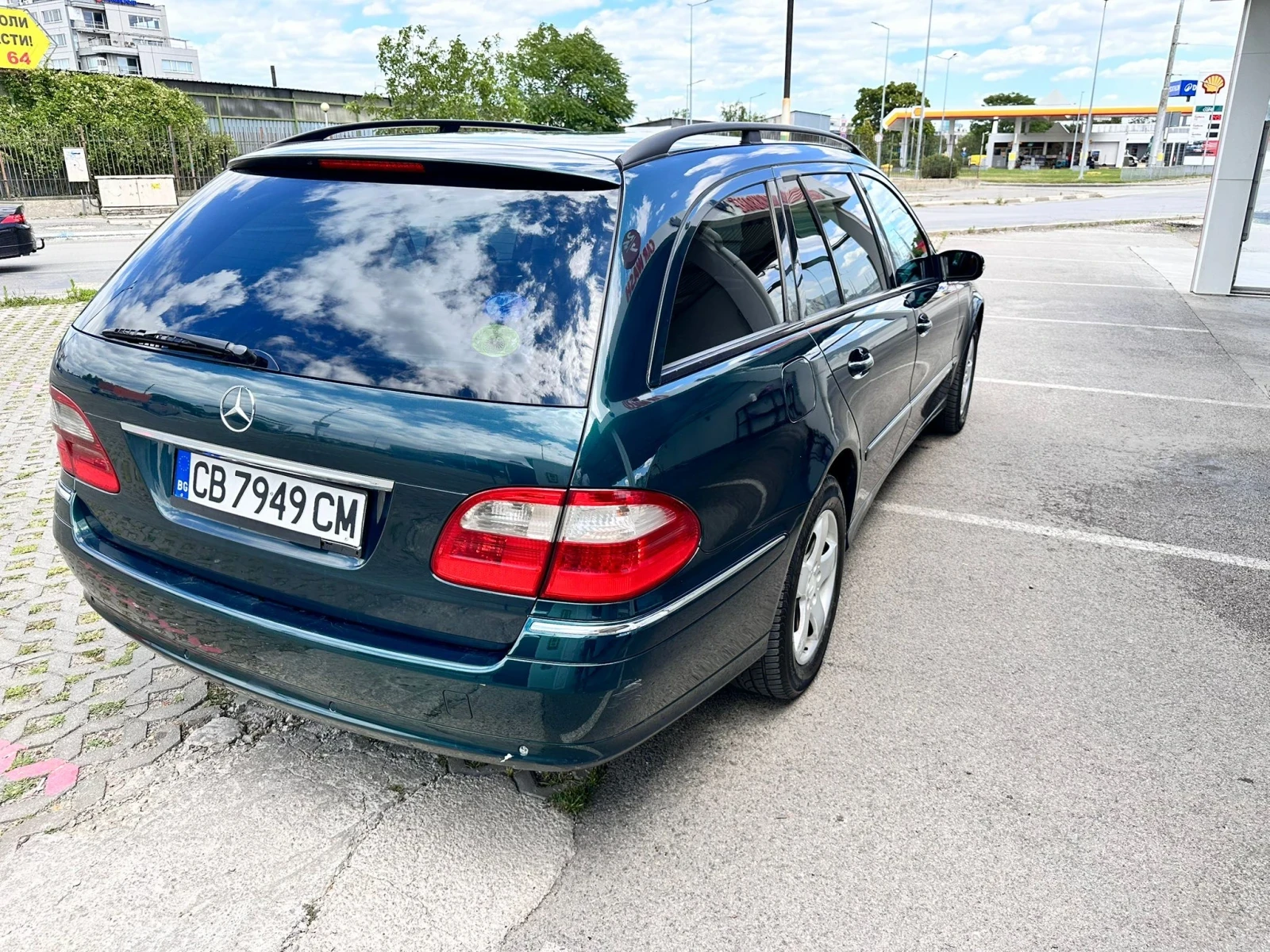 Mercedes-Benz E 220, снимка 14 - Автомобили и джипове - 55164108
