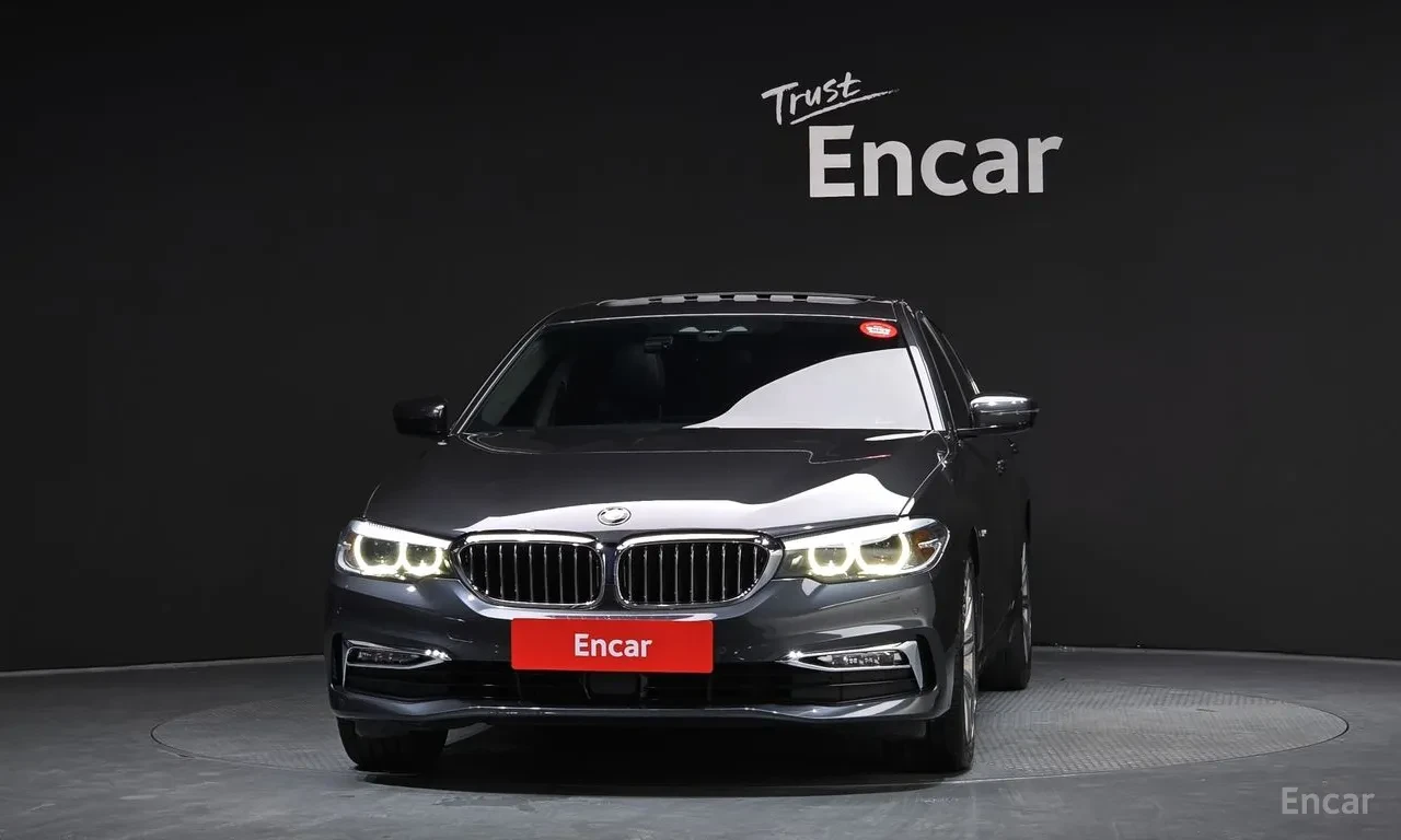 BMW 520 Luxury пакет | Кожен салон | LED светлини | , снимка 3 - Автомобили и джипове - 55202154