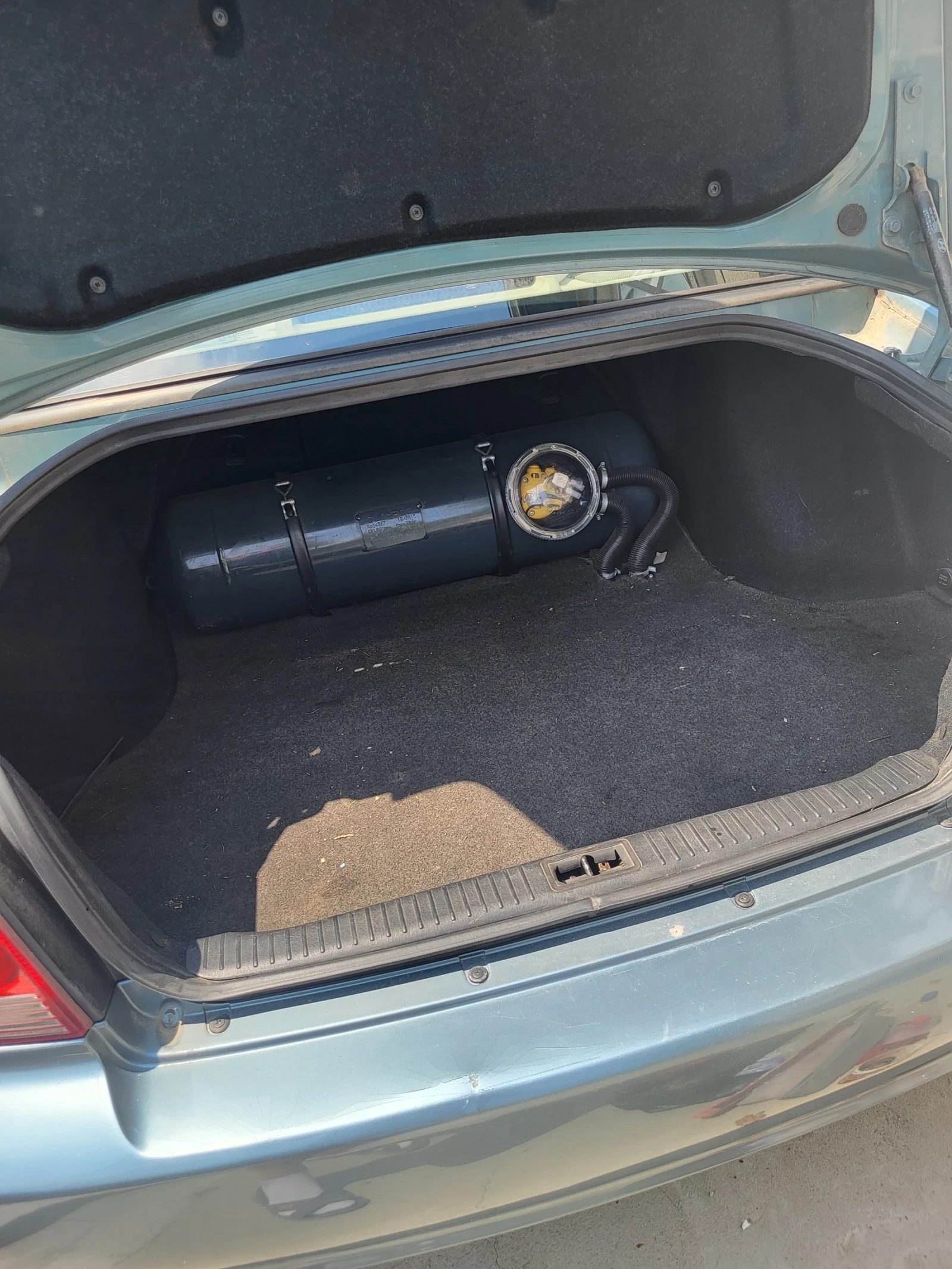 Hyundai Sonata 2.0 i (131hp), снимка 8 - Автомобили и джипове - 55354449