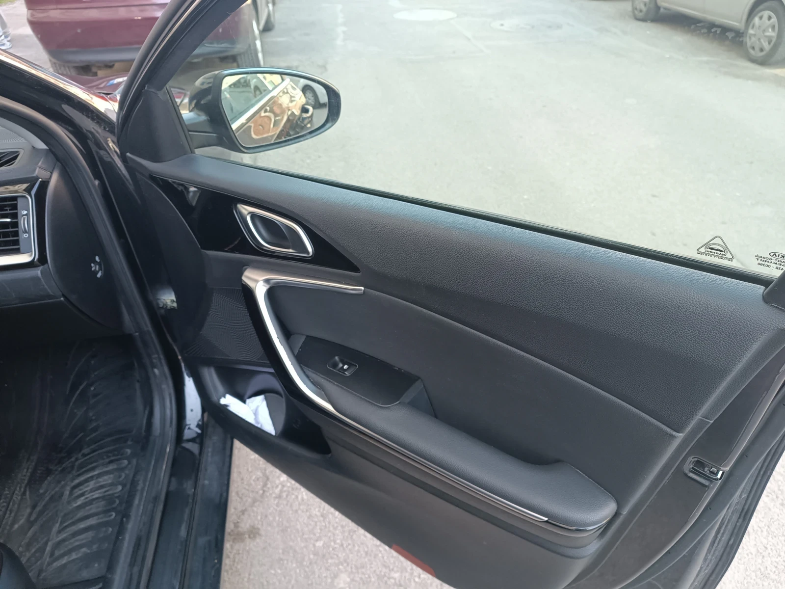 Kia Ceed, снимка 5 - Автомобили и джипове - 55416951