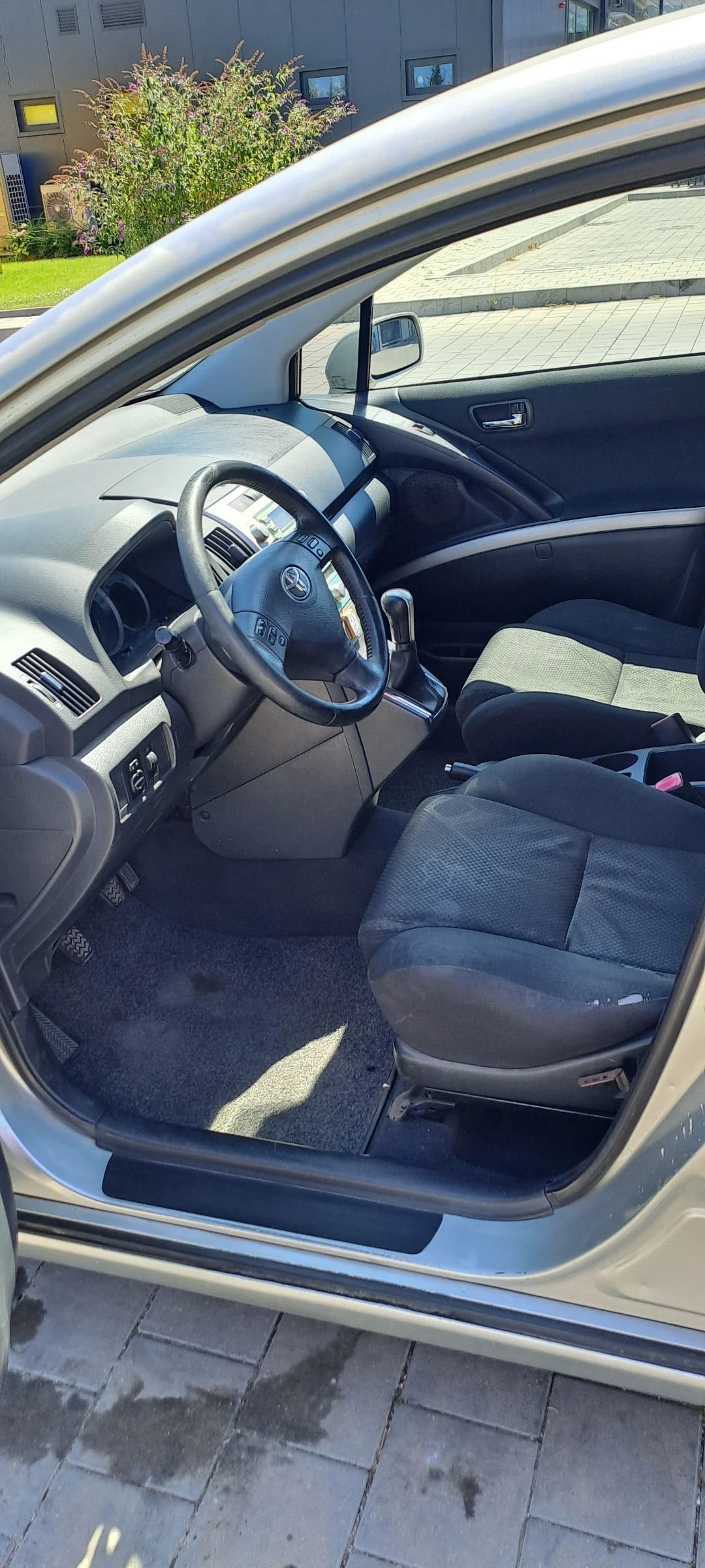Toyota Corolla verso, снимка 10 - Автомобили и джипове - 55502439