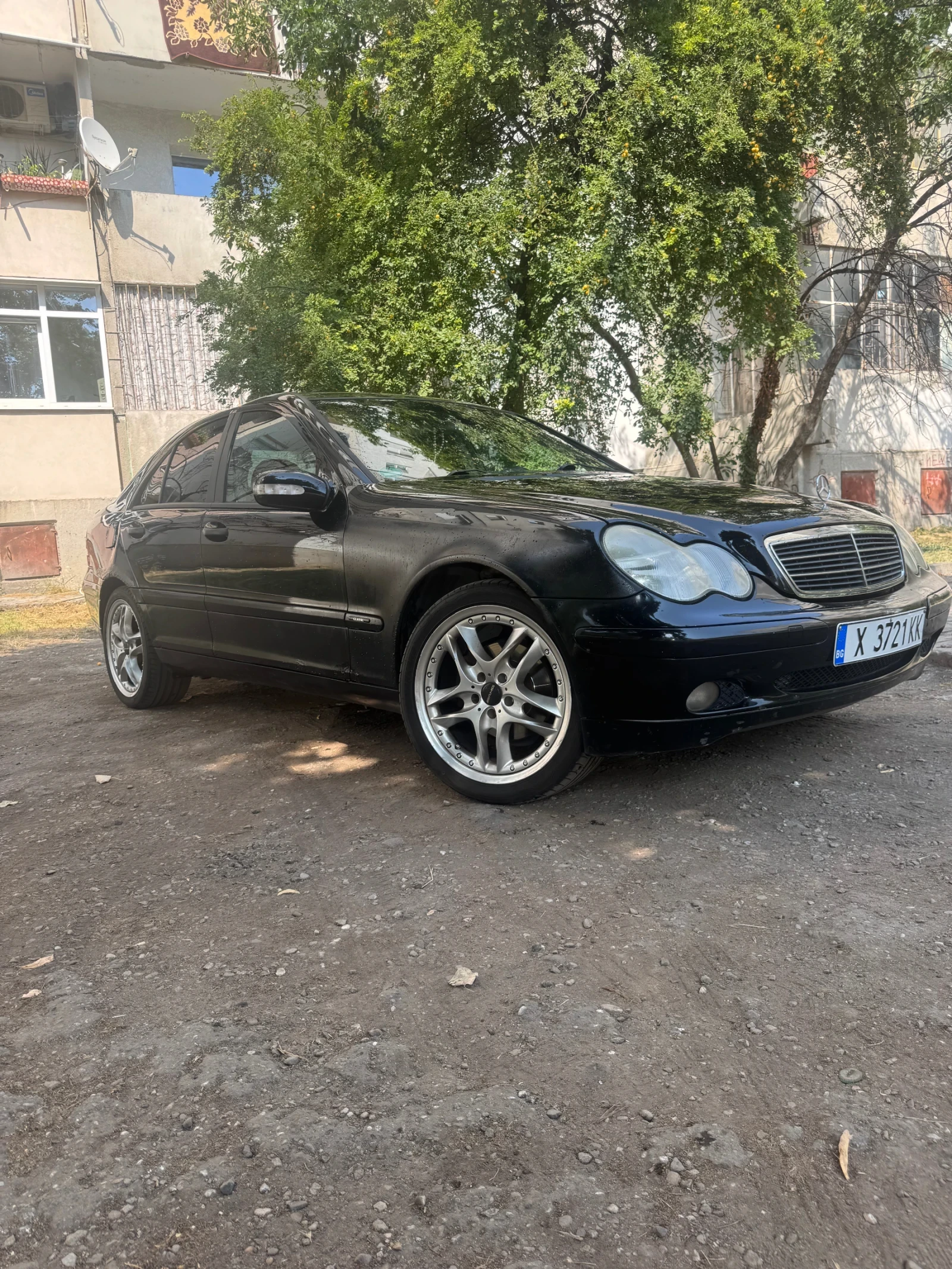 Mercedes-Benz C 200, снимка 17 - Автомобили и джипове - 56129167