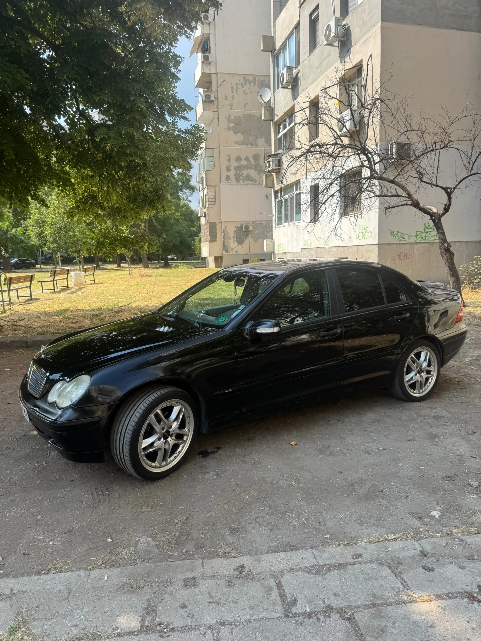 Mercedes-Benz C 200