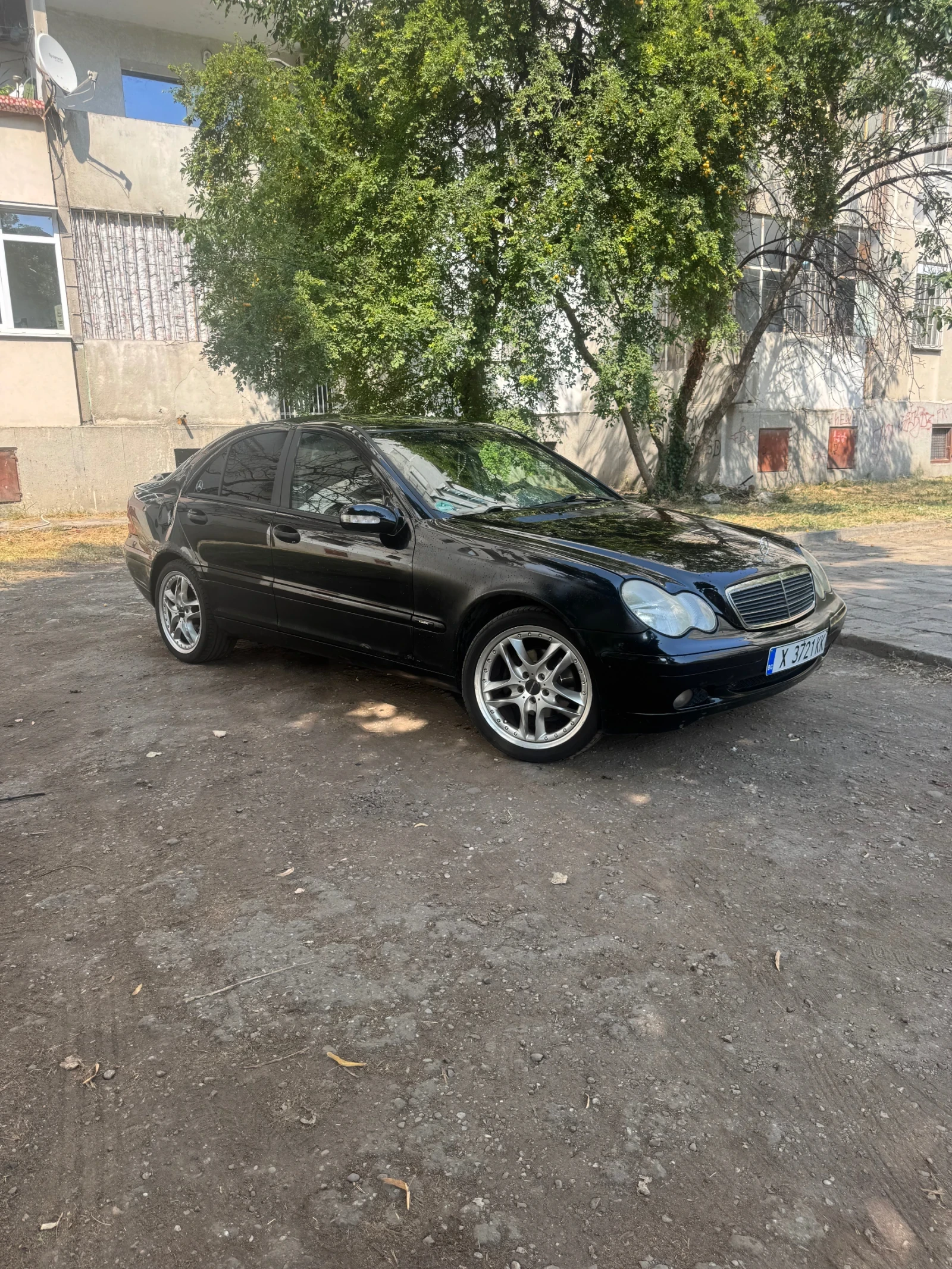 Mercedes-Benz C 200, снимка 16 - Автомобили и джипове - 56129167