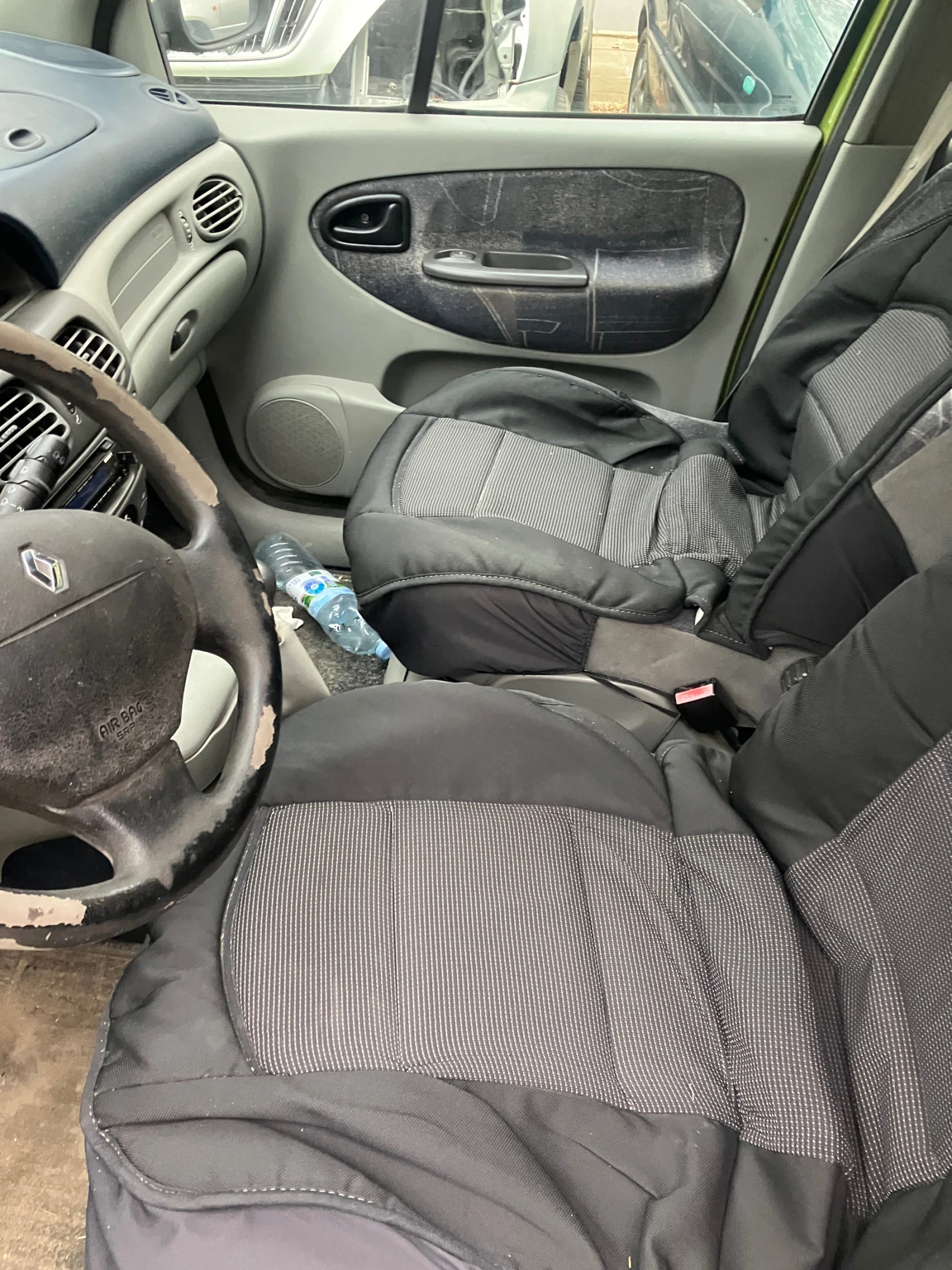 Renault Scenic, снимка 7 - Автомобили и джипове - 56187205