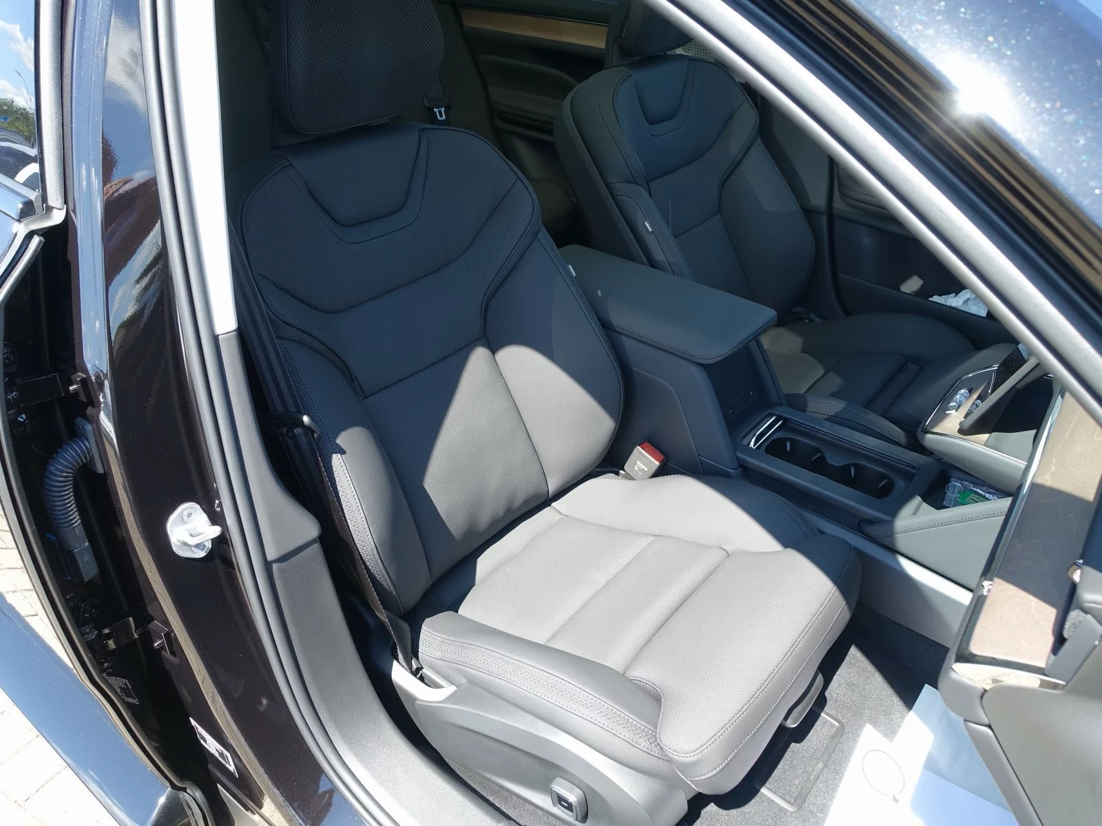 Volvo ES90 SINGLE-MOTOR* ULTRA* B&W* PANO* HEAD-UP* 360CAM* M | Mobile.bg � ����������� 14