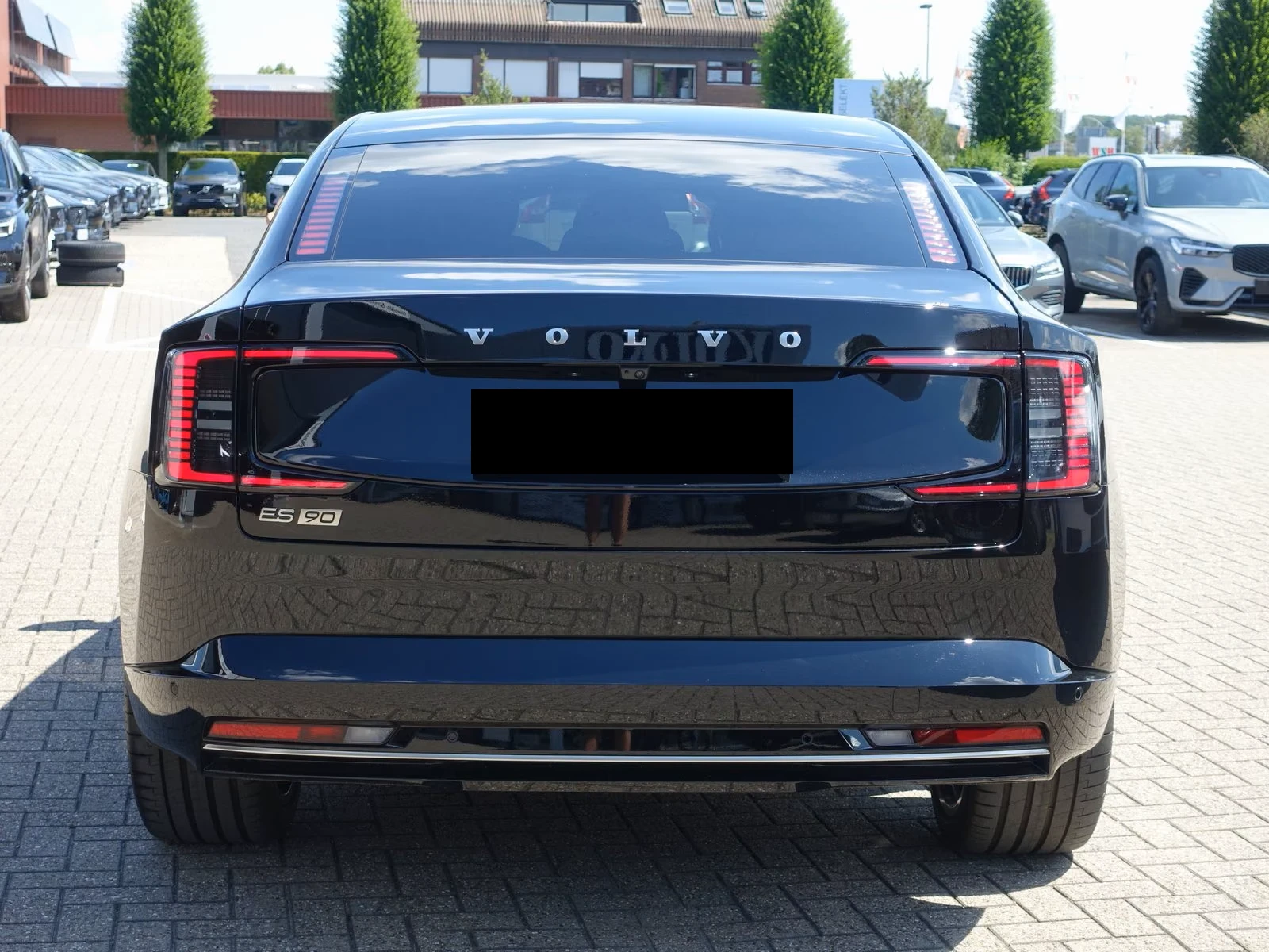 Volvo ES90 SINGLE-MOTOR* ULTRA* B&W* PANO* HEAD-UP* 360CAM* M | Mobile.bg � ����������� 4
