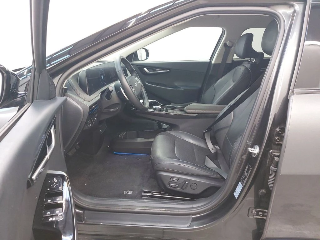 Kia EV6 4x4 Long Range 325PS, снимка 9 - Автомобили и джипове - 56738530