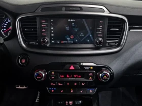 Kia Sorento 2.2 CRDI 4WD - САМО 30% АВАНС, снимка 13