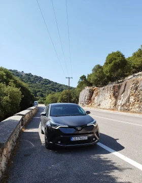 Toyota C-HR 1.8 АГУ, Андроид мултимедия. Всички екстри. Каско, снимка 16