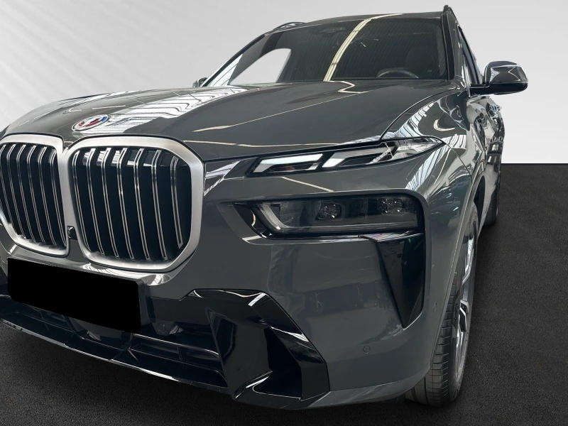 BMW X7 40i/ FACELIFT/ M-SPORT/ PANO/ HEAD UP/ H&K/, снимка 2 - Автомобили и джипове - 47576228