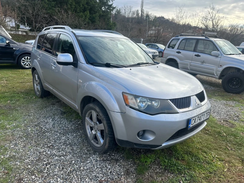 Mitsubishi Outlander 2.0TDI, снимка 4 - Автомобили и джипове - 48223492