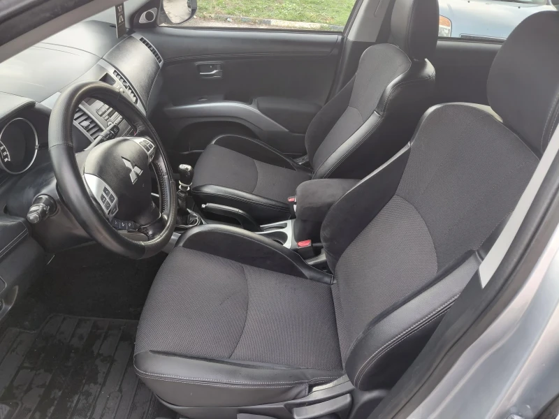Mitsubishi Outlander 2.2 Di-D 4x4 6+ 1, снимка 8 - Автомобили и джипове - 52393843
