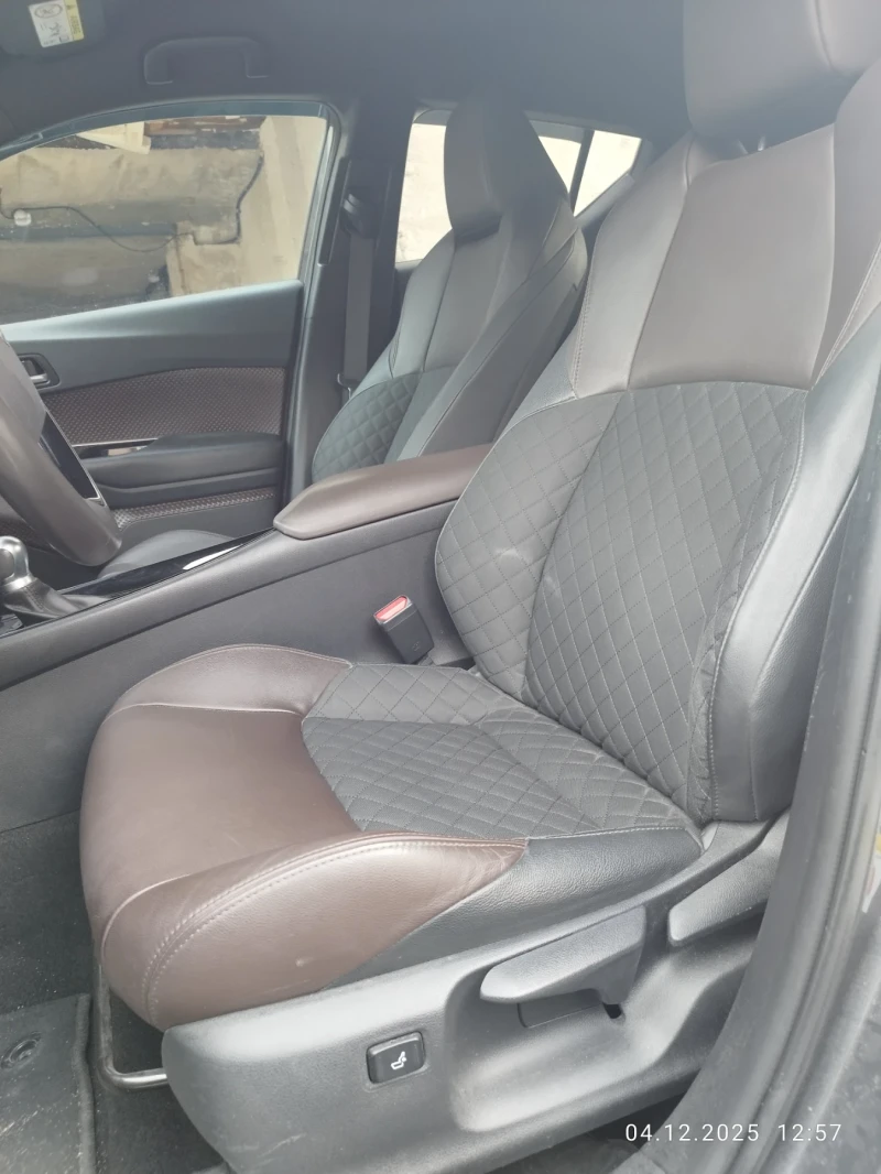 Toyota C-HR 1.8 АГУ, Андроид мултимедия. Всички екстри. Каско, снимка 10 - Автомобили и джипове - 52651213