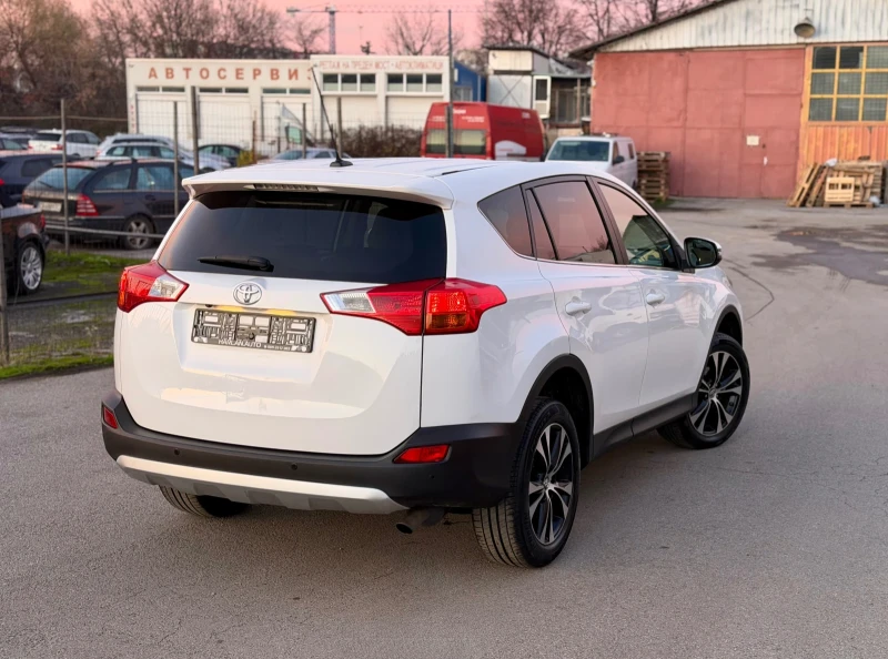 Toyota Rav4 2.0i Premium Edition Automatic Кожа Нави Като Нова, снимка 4 - Автомобили и джипове - 52713965