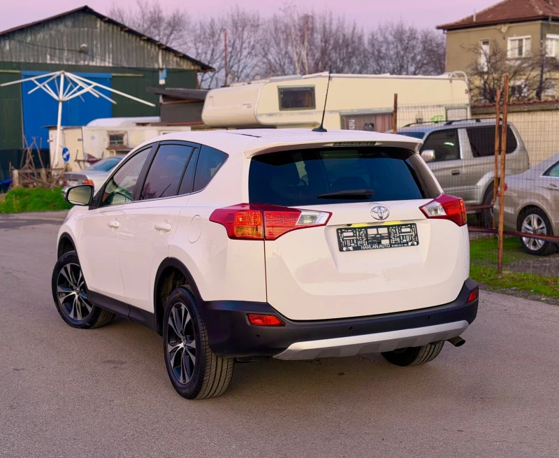 Toyota Rav4 2.0i Premium Edition Automatic Кожа Нави Като Нова, снимка 3 - Автомобили и джипове - 52713965