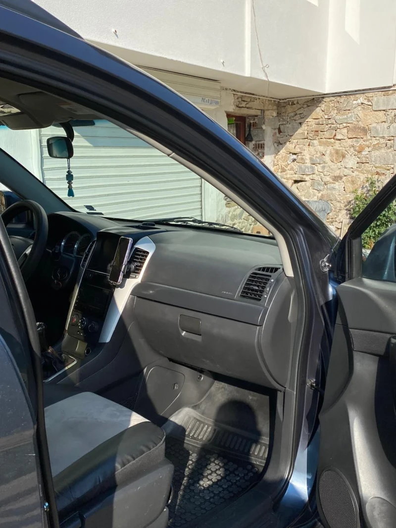 Chevrolet Captiva 2.4 бензин 136 к.с., снимка 5 - Автомобили и джипове - 52997820