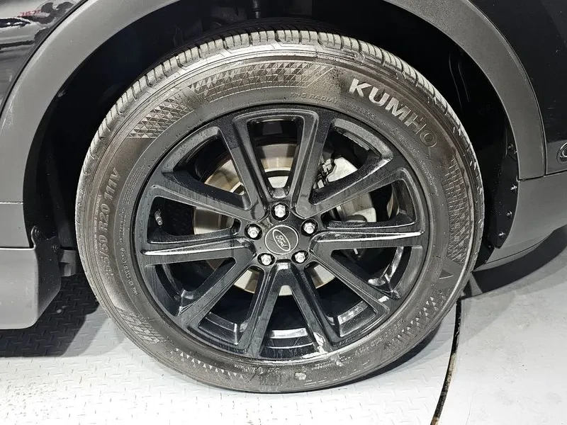 Ford Explorer 2.3 AWD, снимка 5 - Автомобили и джипове - 54351930