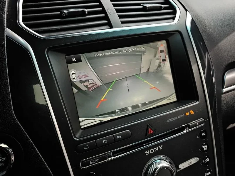 Ford Explorer 2.3 AWD, снимка 15 - Автомобили и джипове - 54351930