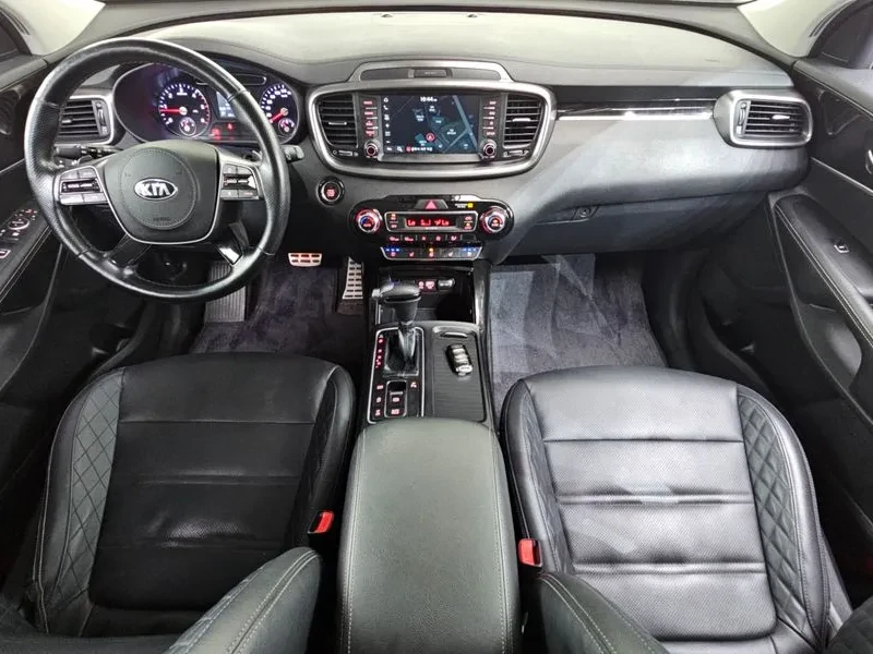 Kia Sorento 2.2 CRDI 4WD - САМО 30% АВАНС, снимка 7 - Автомобили и джипове - 56017288
