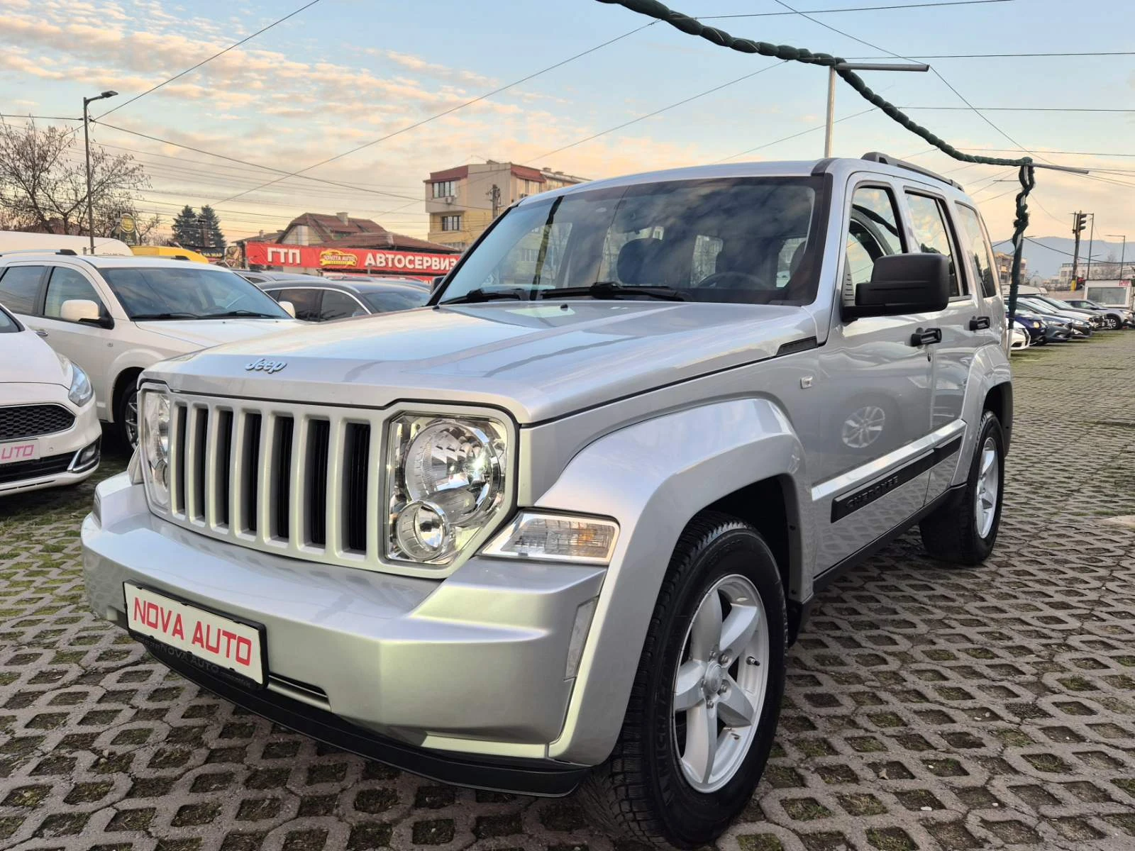 Jeep Cherokee 2.8CRDI-4X4, снимка 1