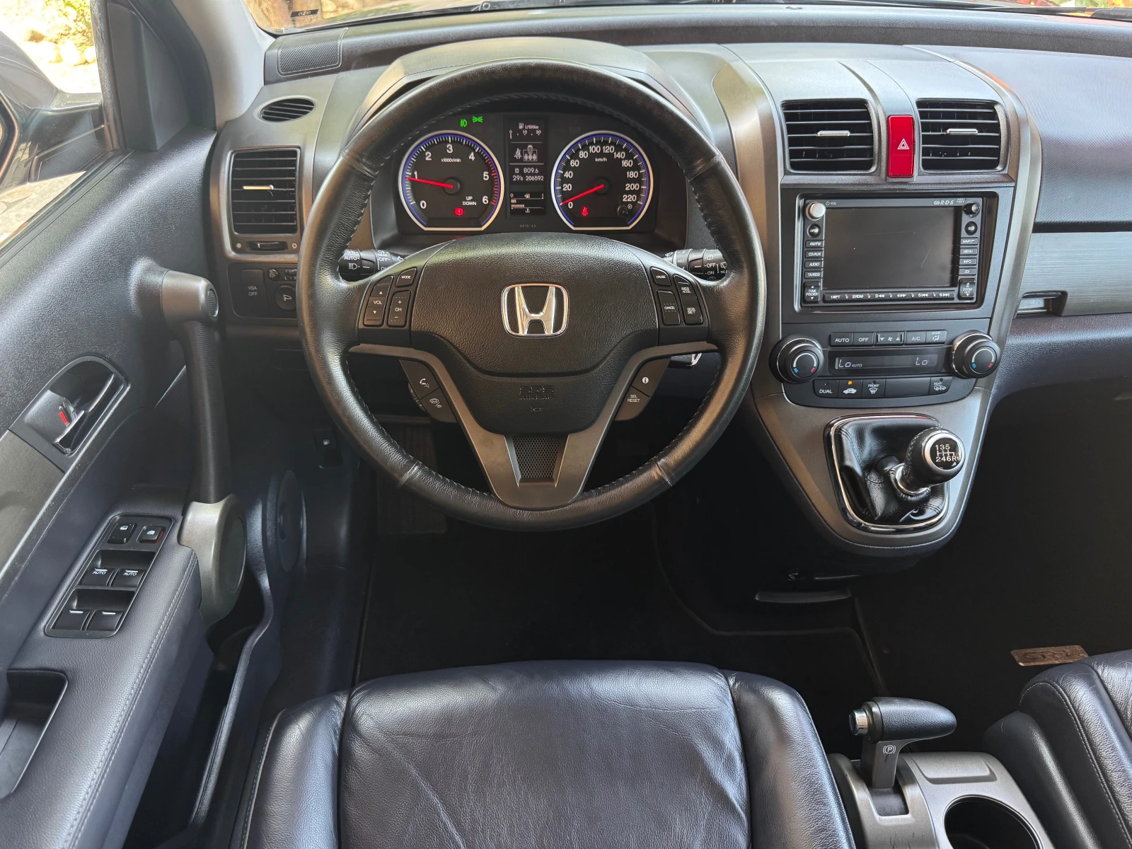 Honda Cr-v 2.2D* KAMERA* PANORAMA* 100%KM* LIZING - изображение 3