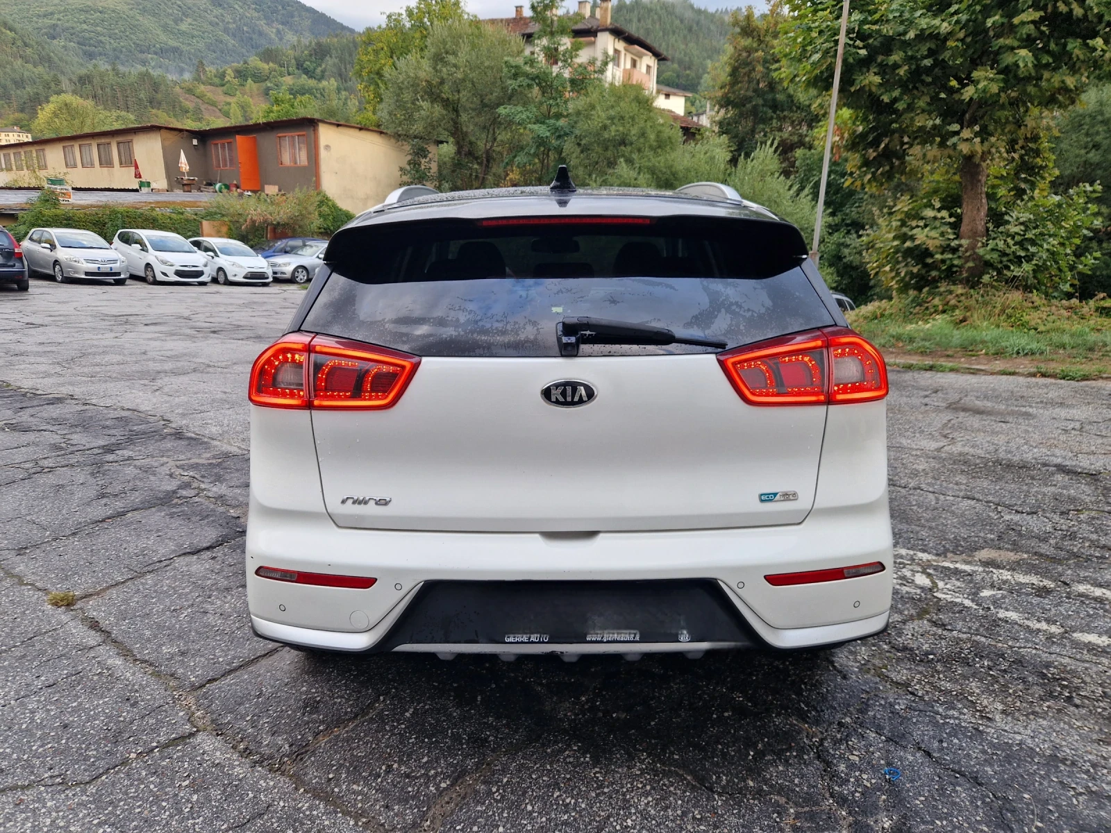 Kia Niro 1.6i HYBRID | Mobile.bg   17