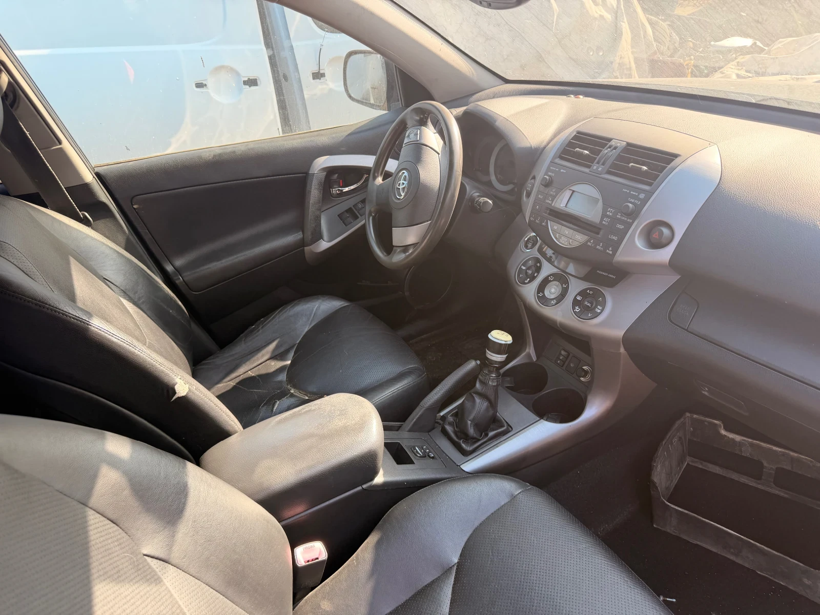 Toyota Rav4 2.2D4D  DCAT, снимка 6 - Автомобили и джипове - 52064465