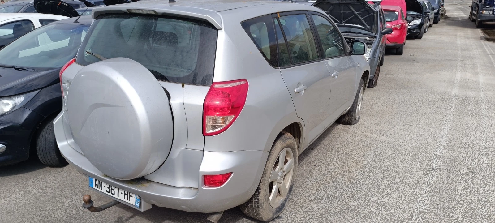 Toyota Rav4 2.2D4D - изображение 3