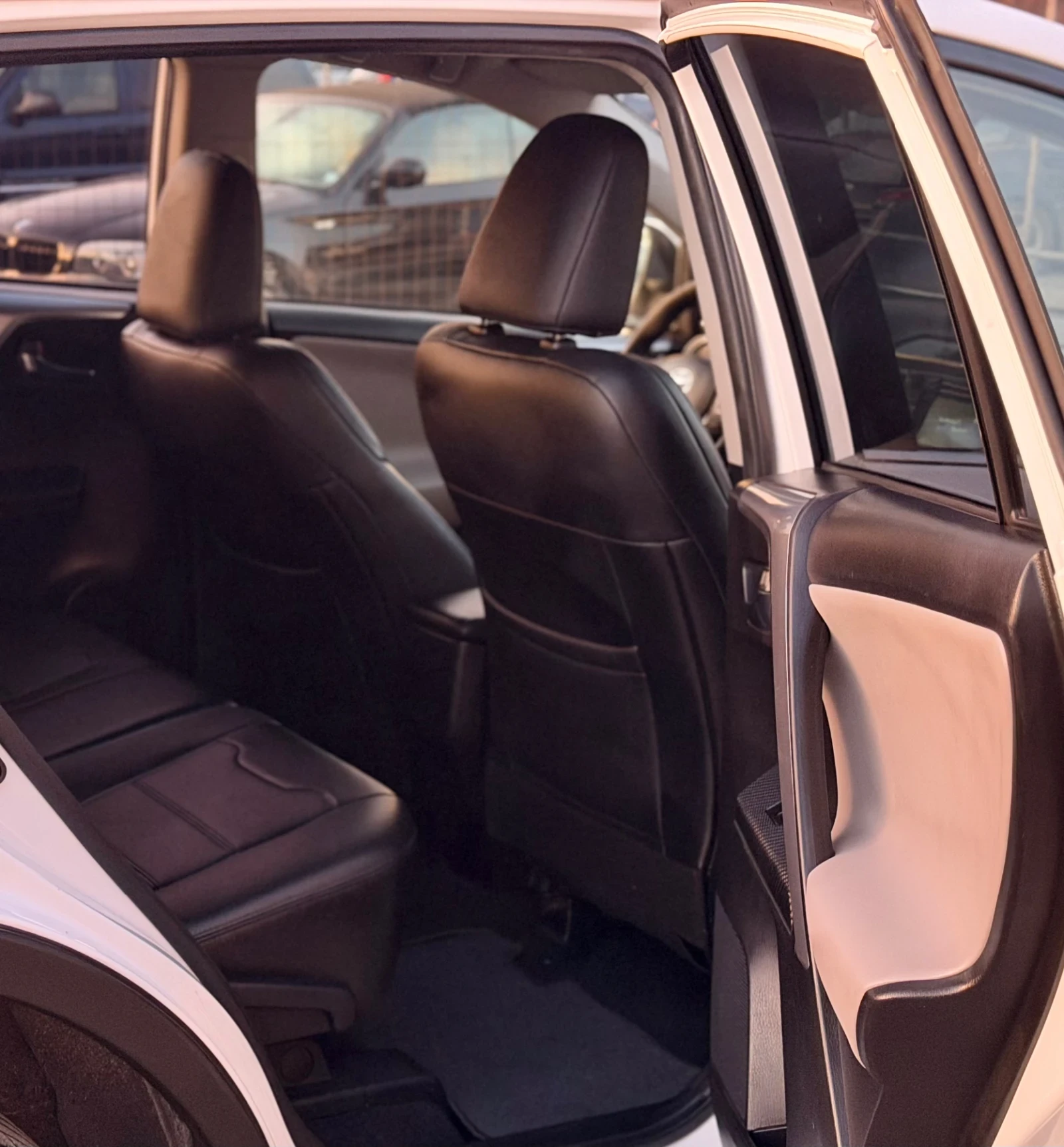 Toyota Rav4 2.0i Premium Edition Automatic     | Mobile.bg   11