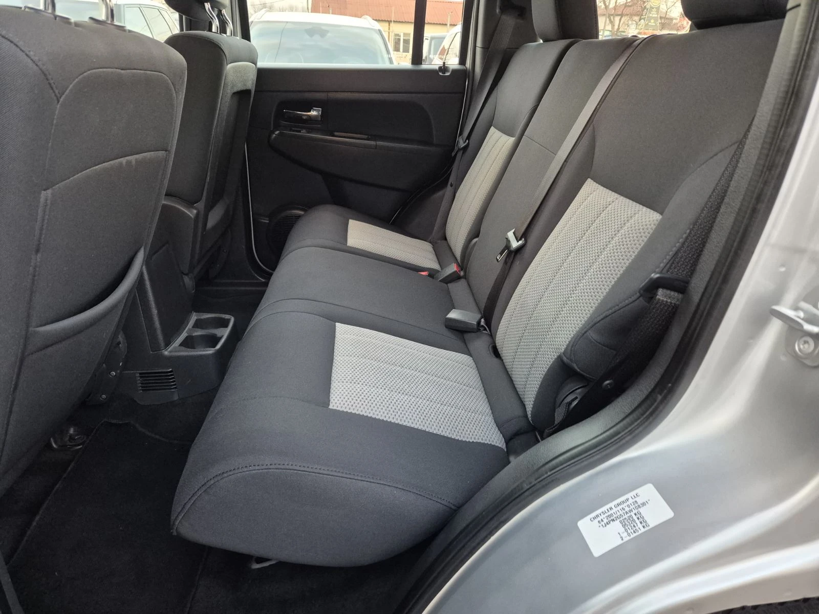 Jeep Cherokee 2.8CRDI-4X4 | Mobile.bg � ����������� 13