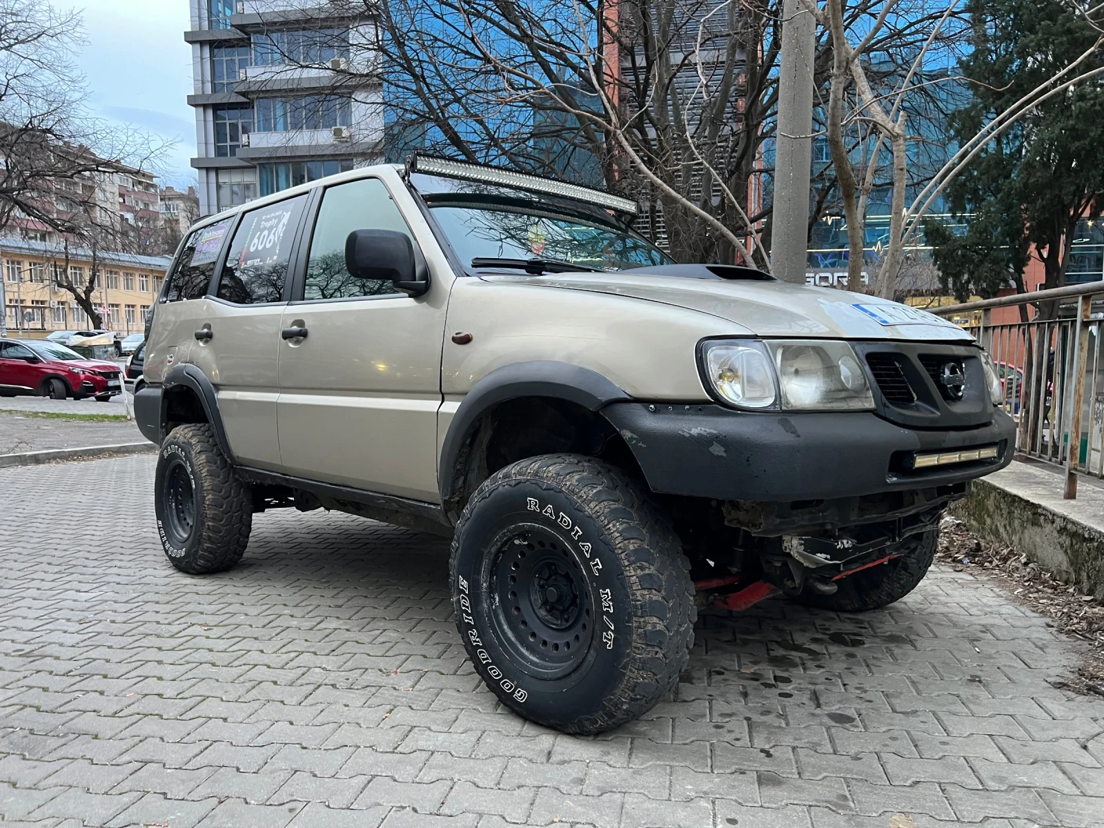 Nissan Terrano  - изображение 3