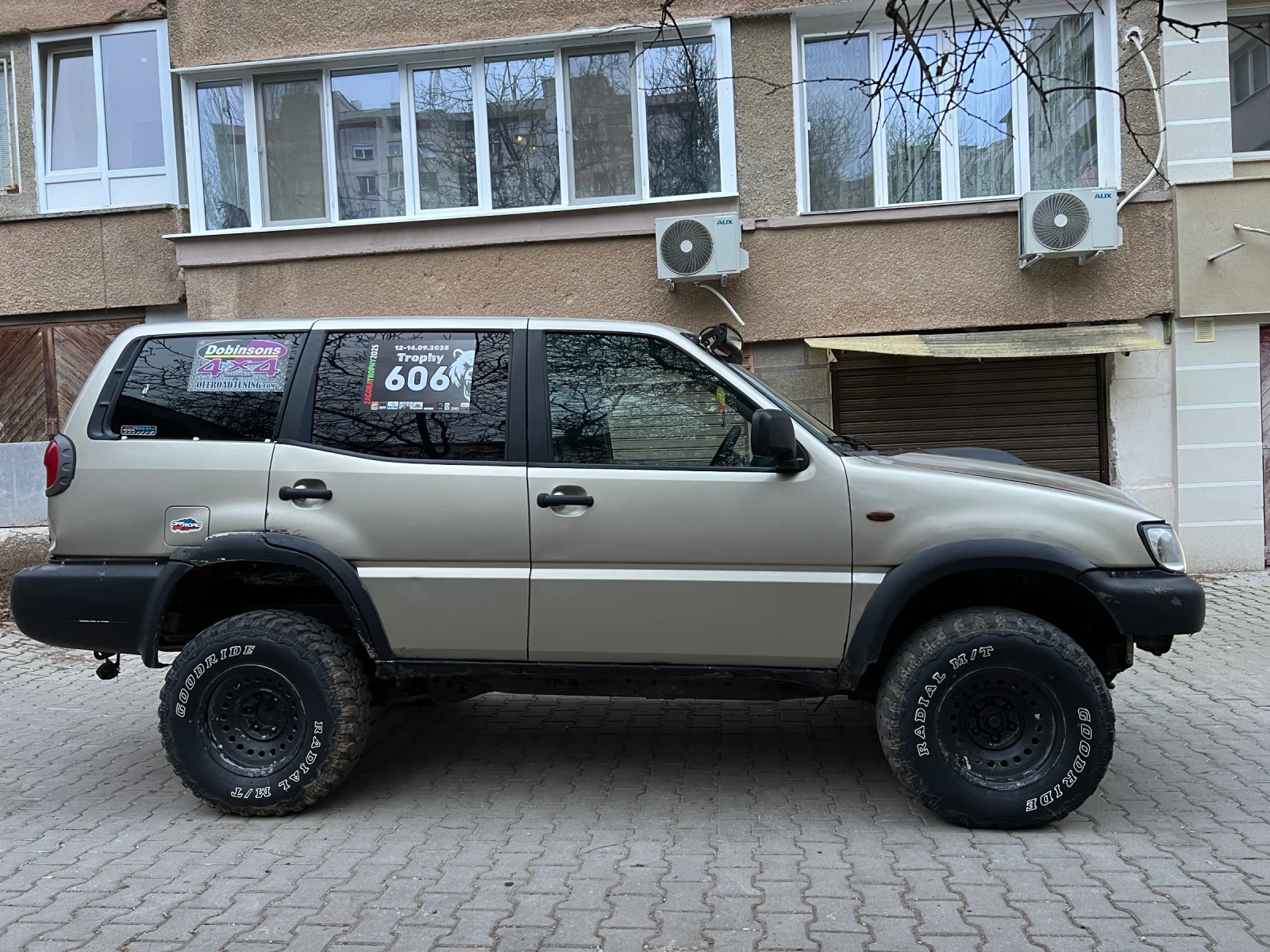 Nissan Terrano  - изображение 6