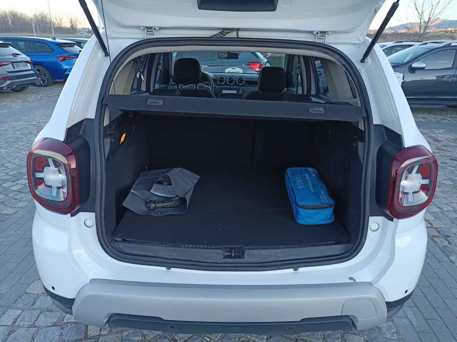 Dacia Duster 1.3 Tce/150 к.с. / 4x4 /Prestige - изображение 7