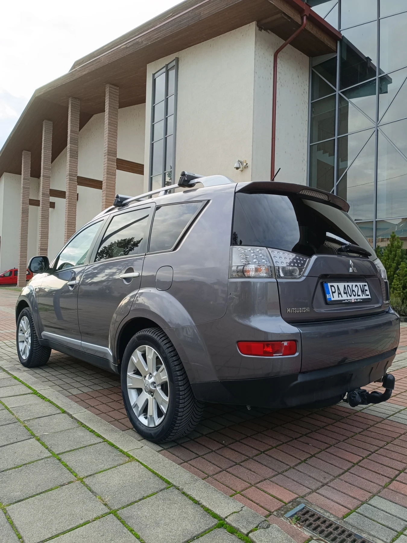 Mitsubishi Outlander 2 - изображение 2