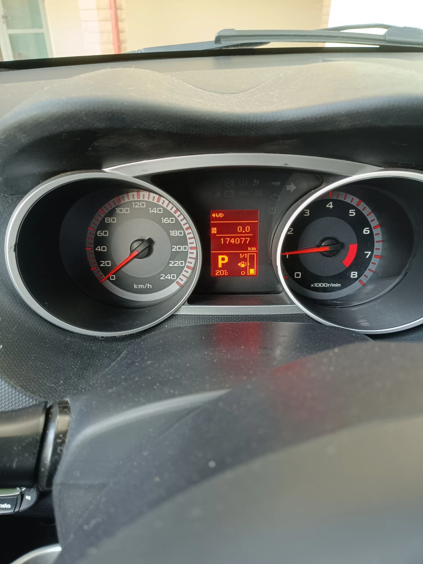 Mitsubishi Outlander 2 - изображение 10