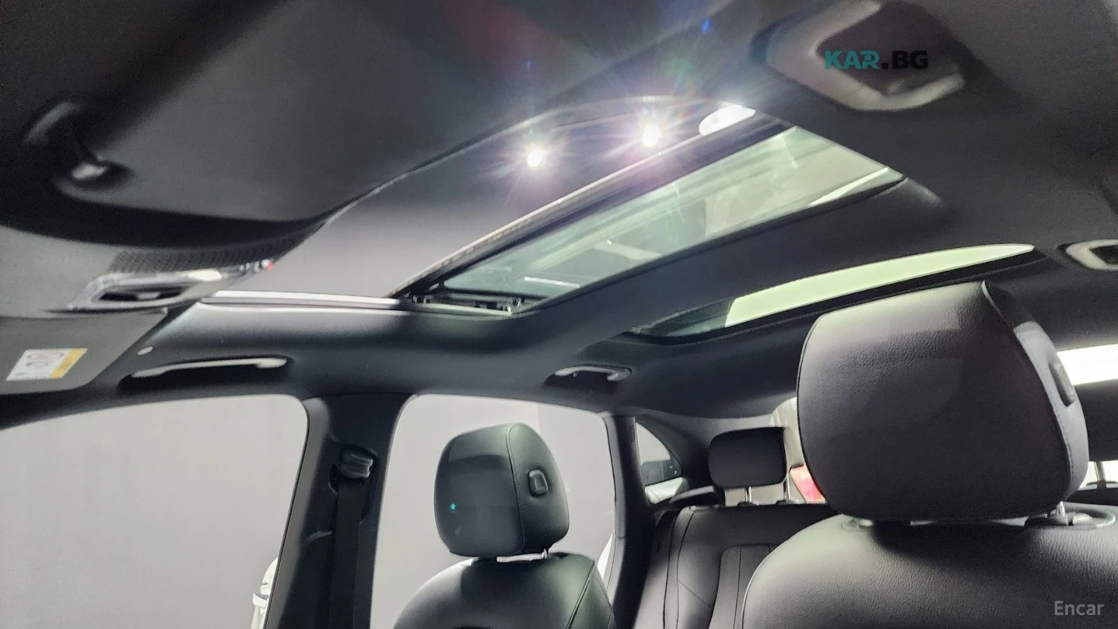 Mercedes-Benz GLA 220 * КОЖА* ПОДГРЕВ* NAVI* LED* ПАНОРАМА* , снимка 17 - Автомобили и джипове - 54732703
