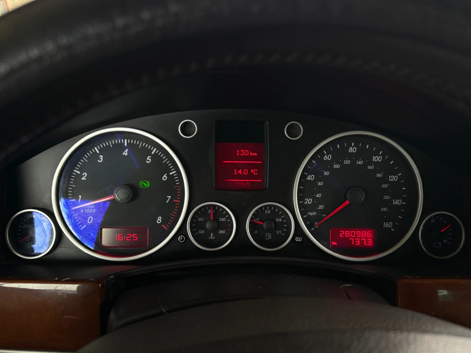 VW Touareg 3.6 FSI V6 LPG, снимка 9 - Автомобили и джипове - 54766910