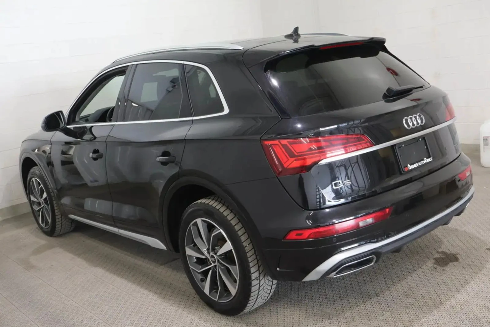 Audi Q5 QUATTRO* PROGRESSIV* ДИГ ТАБЛО* PANO, снимка 3 - Автомобили и джипове - 55380647