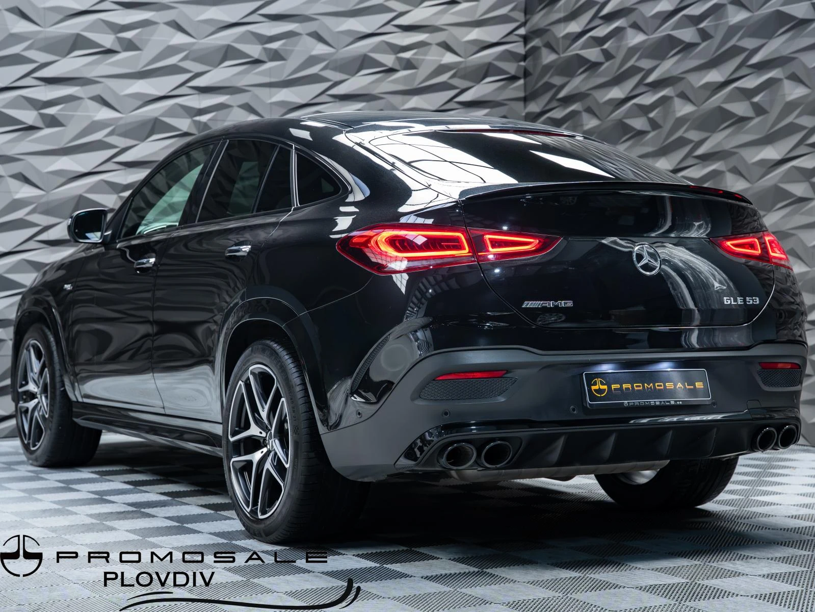 Mercedes-Benz GLE 53 4MATIC COUPE* BURMESTER* 360CAM* ОБДУХВ* PANO* AIRMATIC* , снимка 3 - Автомобили и джипове - 55471080