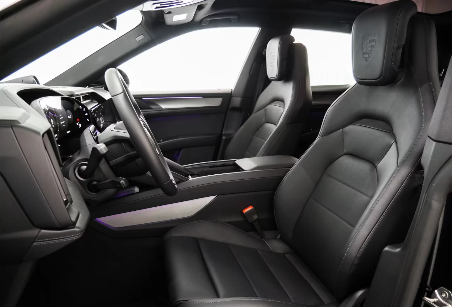 Porsche Cayenne S* HYPER* BOSE* HEAD-UP* PANO* MEMORY* DISTR* 360C, снимка 9 - Автомобили и джипове - 55687932