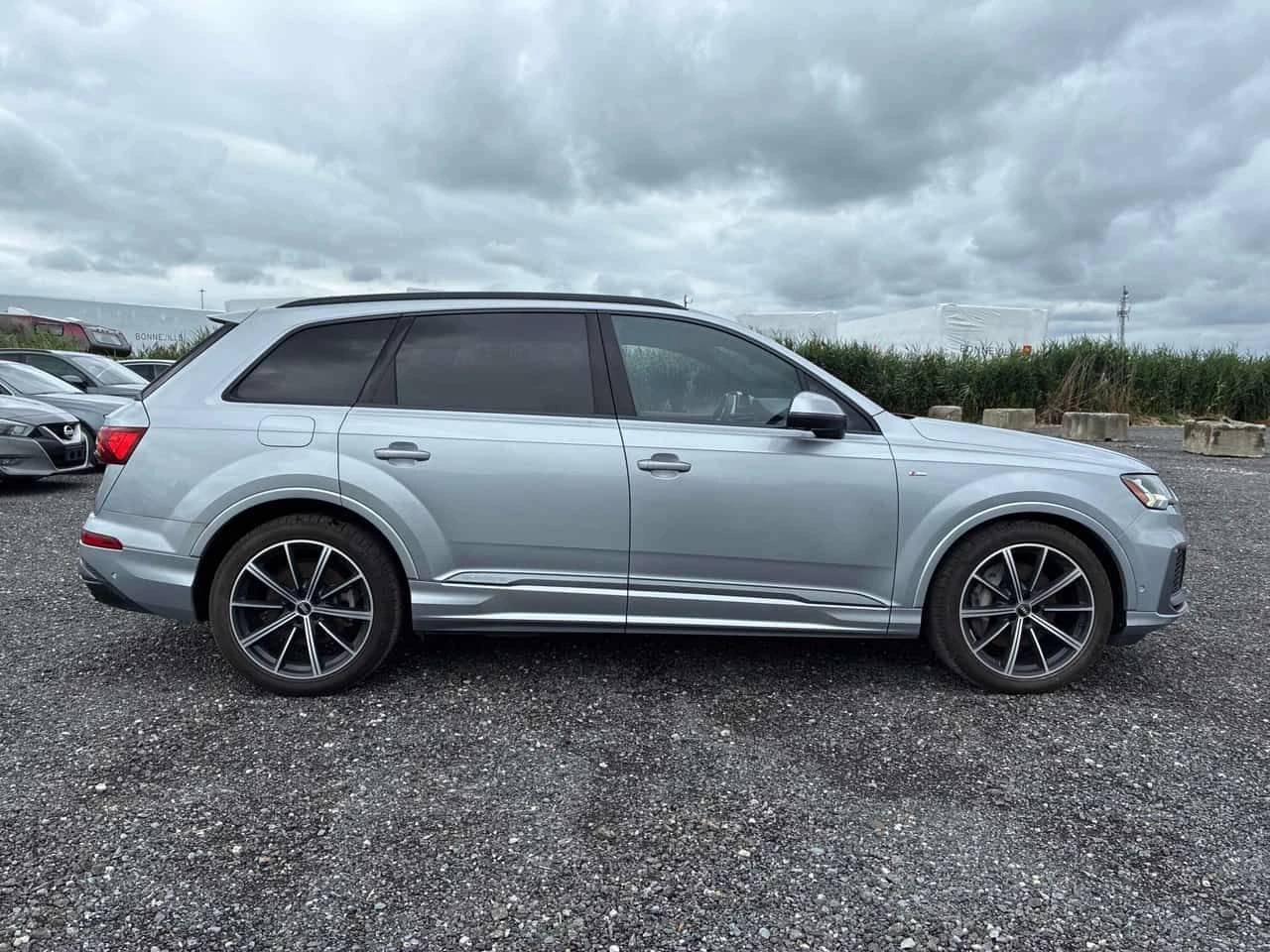 Audi Q7 * Technik * CARFAX * ОТ ПРЕДСТАВИТЕЛСТВО НА АУДИ *, снимка 3 - Автомобили и джипове - 55697197